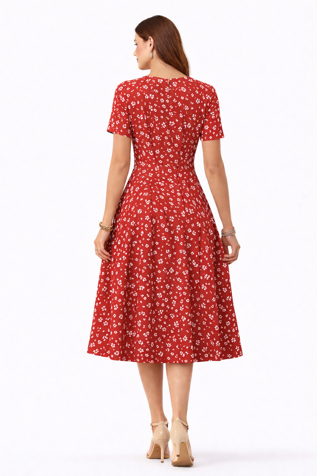Vestido cruzado de manga corta con estampado floral sutil ideal para un look fresco y elegante Laura