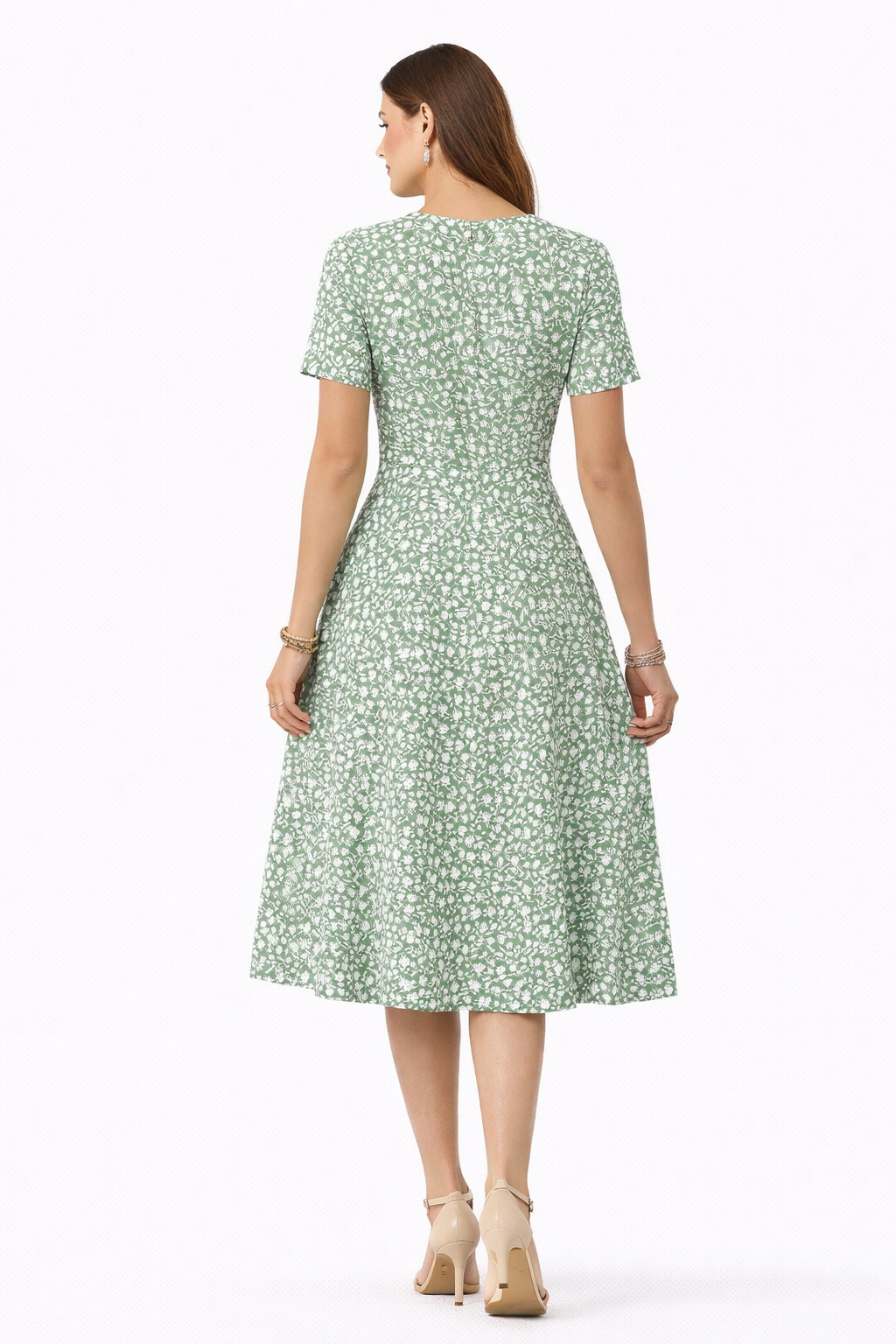 Vestido cruzado de manga corta con estampado floral sutil ideal para un look fresco y elegante Laura